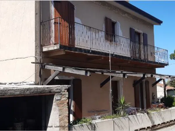 6-salle Maison à Fermo, Italy No. 99787