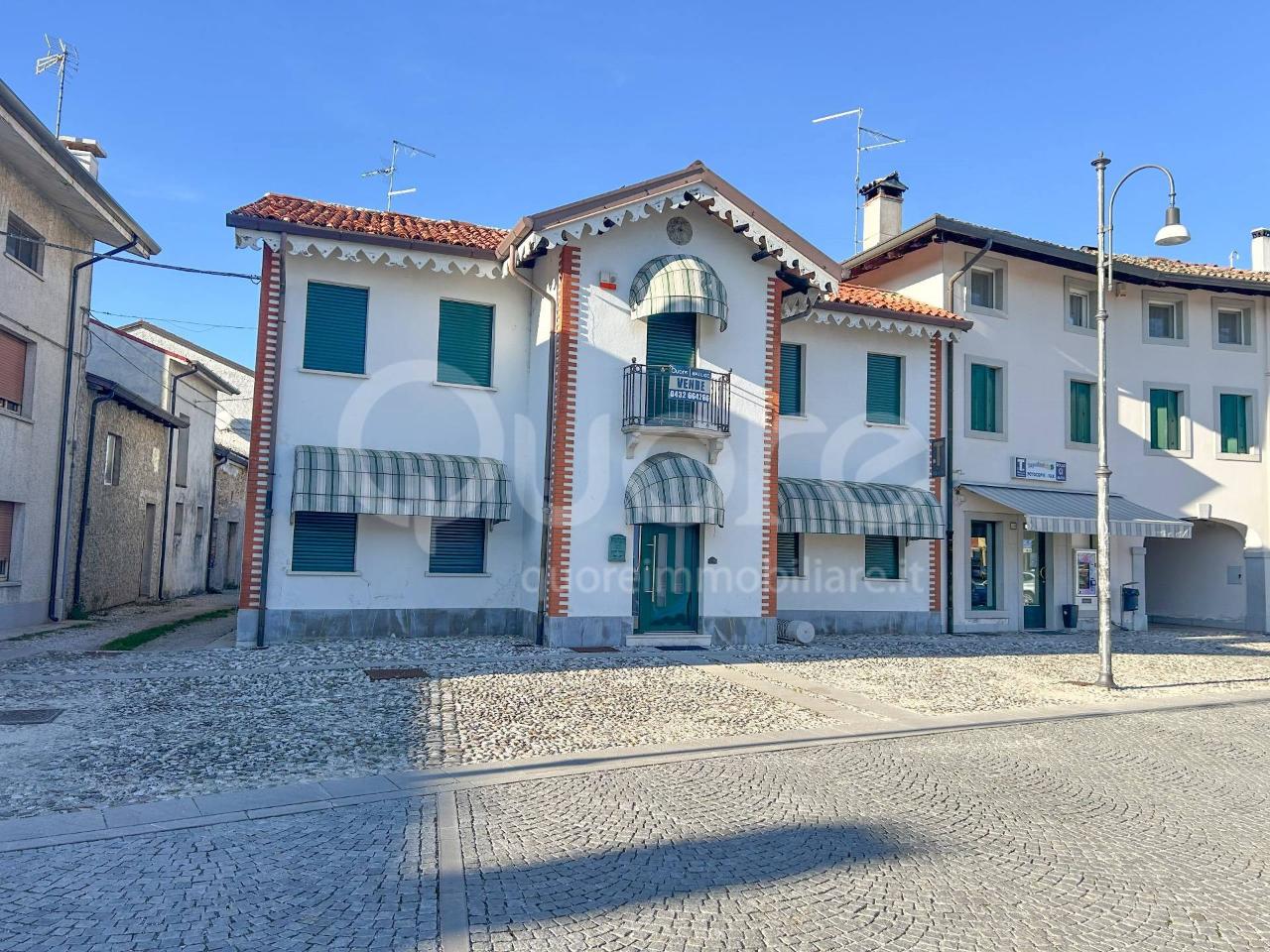 10-Zimmer Haus in Udine, Italy, Nr. 237363