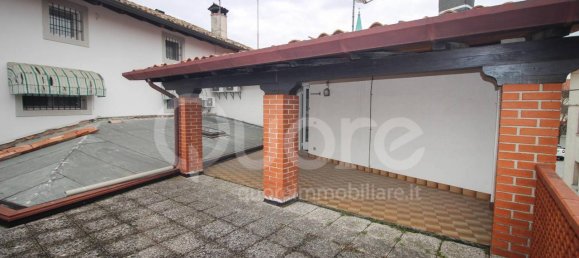10-Zimmer Haus in Udine, Italy, Nr. 237363 9