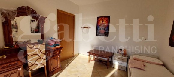 Квартира с 3 комнатами в Коррополи, Италия № 69864 14