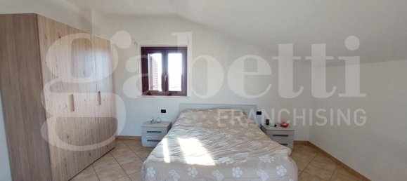 Квартира с 3 комнатами в Коррополи, Италия № 69864 8