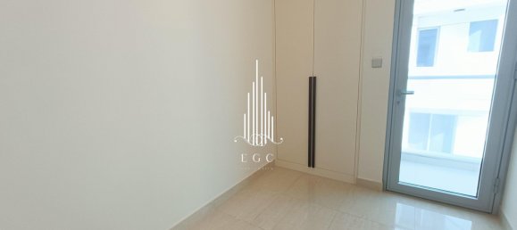 3 bedrooms Villa in Al Reem Island, UAE No. 45773 9