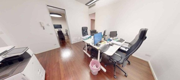 60m² Office in Opera, Italy No. 91288 8