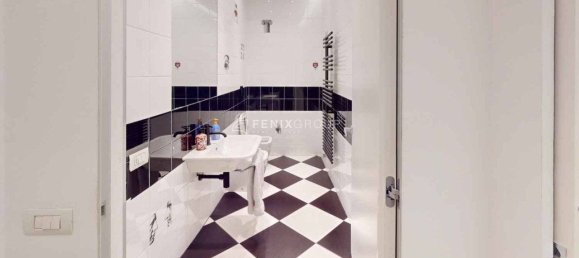 60m² Office in Opera, Italy No. 91288 14