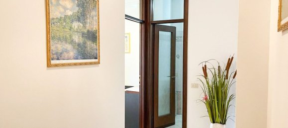 Офис 100м² в Варесе, Италия № 138166 14