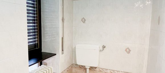 Офис 100м² в Варесе, Италия № 138166 16