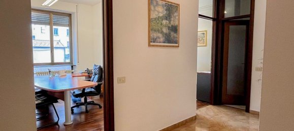 Офис 100м² в Варесе, Италия № 138166 23