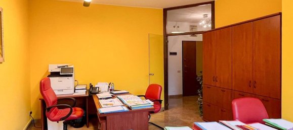 Офис 100м² в Варесе, Италия № 138166 10