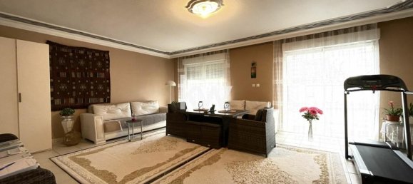 Castillos de 5 dormitorios en Romorantin-Lanthenay, France No. 66147 8