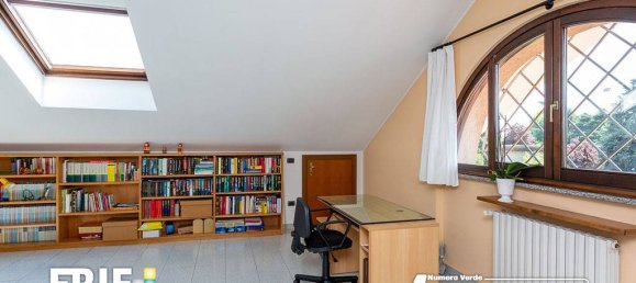 2 غرف نوم فيلا في Parabiago, Italy رقم 347631 24