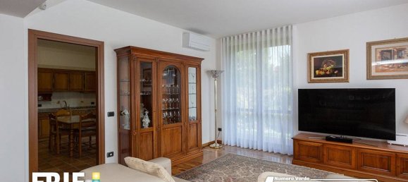 2 غرف نوم فيلا في Parabiago, Italy رقم 347631 10