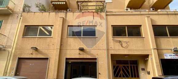 1 room Commercial property in Palermo, Italy No. 48348 26