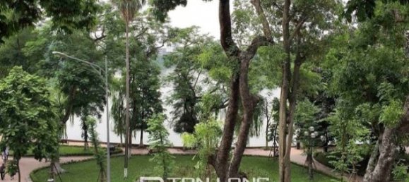 3 bedrooms House in Hoan Kiem, Vietnam No. 2464 12