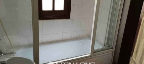 3 bedrooms House in Hoan Kiem, Vietnam No. 2464 9