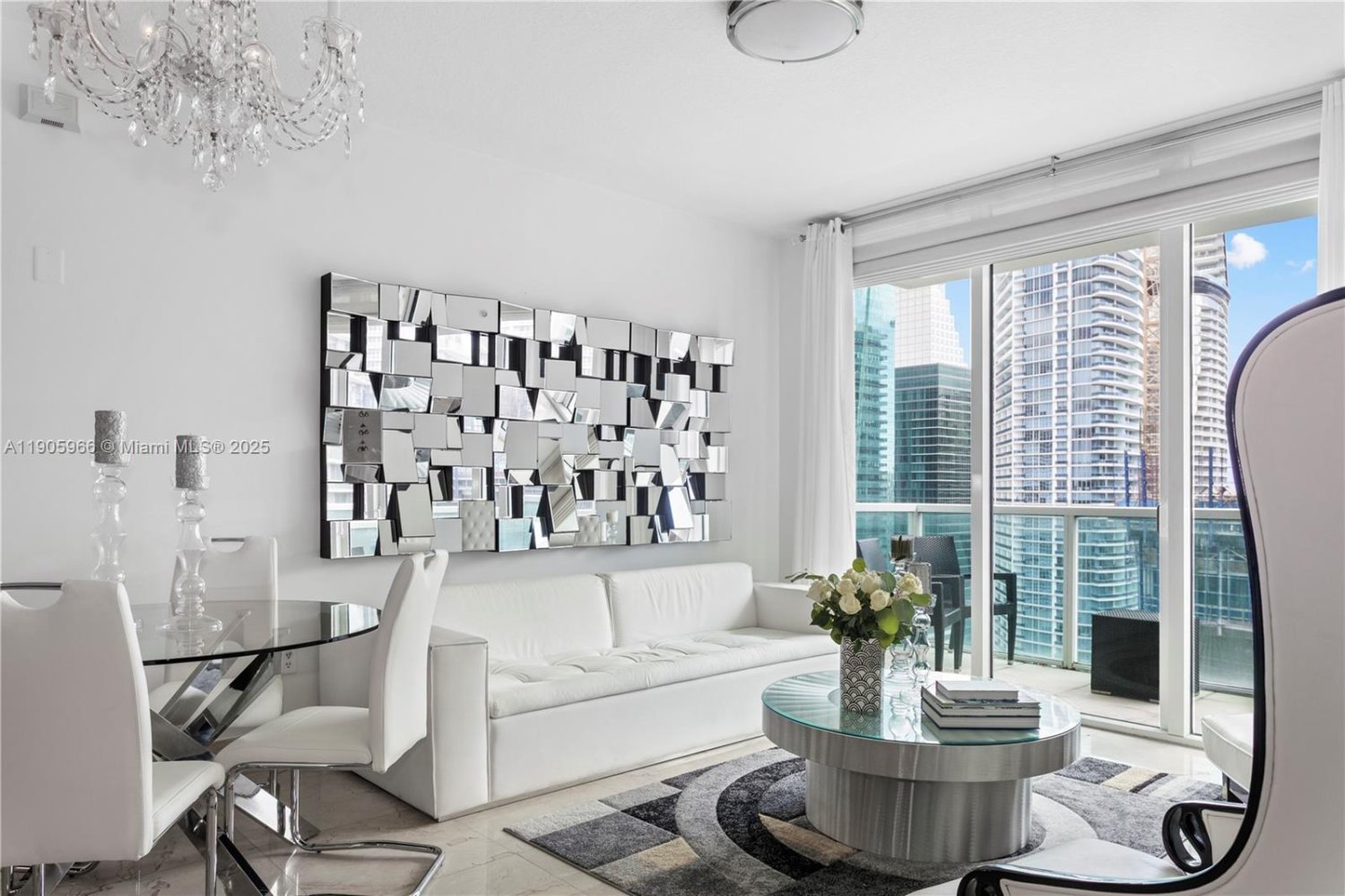 3 dormitorios propiedad comercial en venta en Miami, Miami-Dade, Florida, USA № 615853