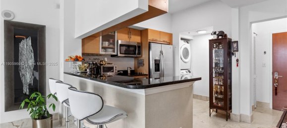 3 dormitorios propiedad comercial en venta en Miami, Miami-Dade, Florida, USA № 615853 18
