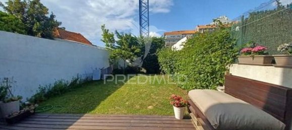 3 bedrooms House in Porto, Portugal No. 137397 3