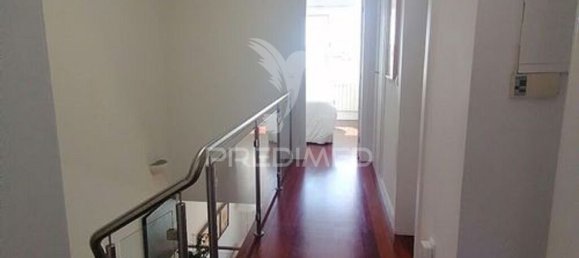 3 bedrooms House in Porto, Portugal No. 137397 17