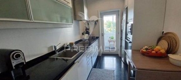 3 bedrooms House in Porto, Portugal No. 137397 9