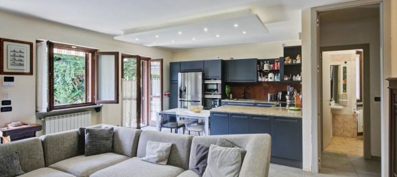 Villa de 3 dormitorios en Rivoli, Italy No. 356543 11