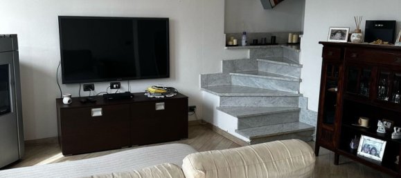 3-Zimmer Haus in Licciana Nardi, Italy, Nr. 257055 12