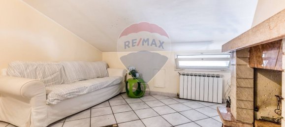 Квартира с 3 комнатами в Рим, Италия № 275598 20