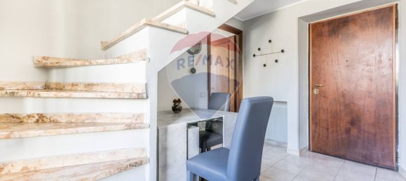 Квартира с 3 комнатами в Рим, Италия № 275598 6