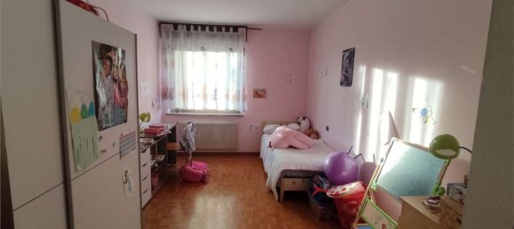 5 bedrooms Apartment in Udine, Italy No. 315435 5