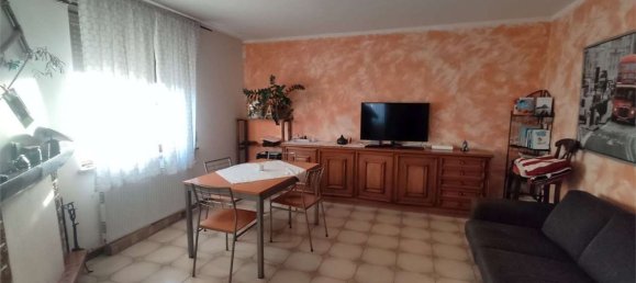 5 bedrooms Apartment in Udine, Italy No. 315435 4