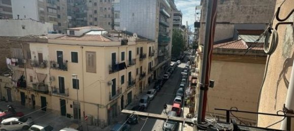 2 bedrooms Apartment in Palermo, Italy No. 71915 6
