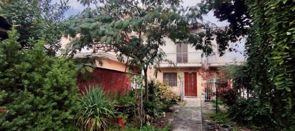 6 rooms House in Turin, Italy No. 47994 96