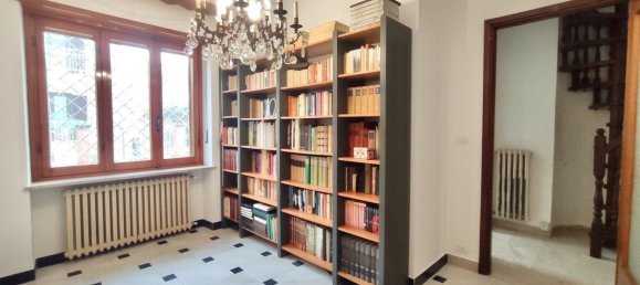 6 rooms House in Turin, Italy No. 47994 32