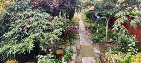 6 rooms House in Turin, Italy No. 47994 2