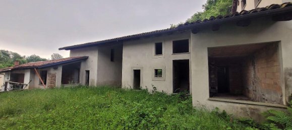 Дом с 22 комнатами в Пинероло, Италия № 118349 8