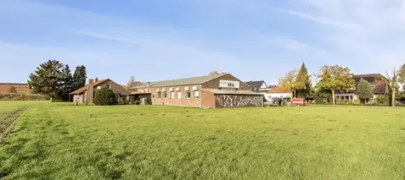 Коммерческая недвижимость с 4 комнатами в Косфельд, Германия № 143160 6