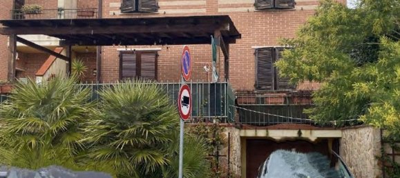 5 rooms House in Arezzo, Italy No. 43926 8