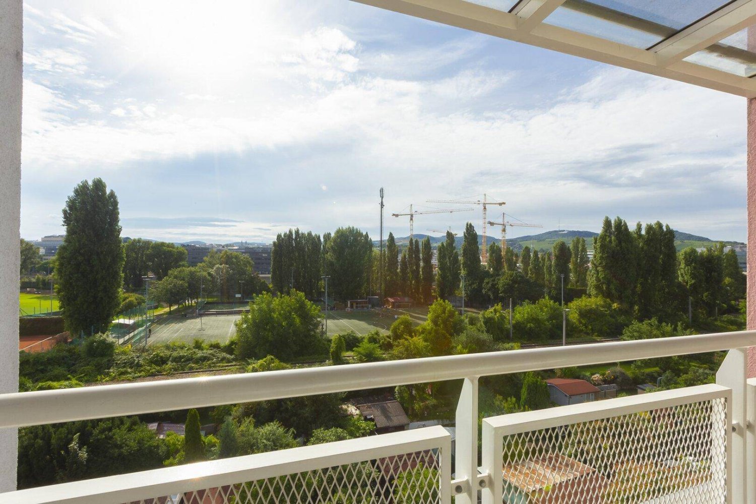 3 rooms Duplex in Brigittenau, Austria No. 201444