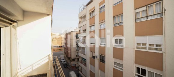 3 chambres Appartement à Elda, Spain No. 154360 7