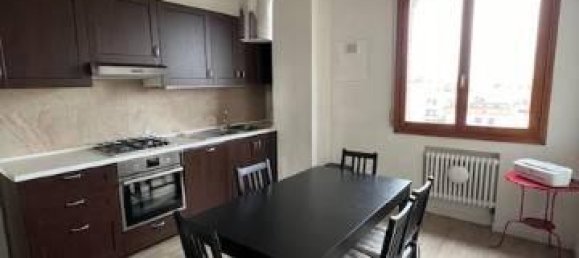 5 rooms Apartment in Modena, Italy No. 137975 9
