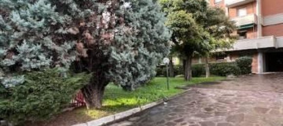 5 rooms Apartment in Modena, Italy No. 137975 26
