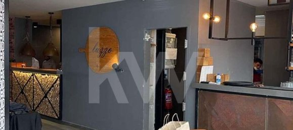 164m² Commercial property in Lisbon, Portugal No. 89287 8