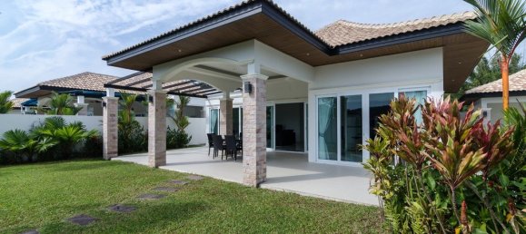 3 bedrooms Cafe / restaurant in Hua Hin, Thailand No. 7332 6