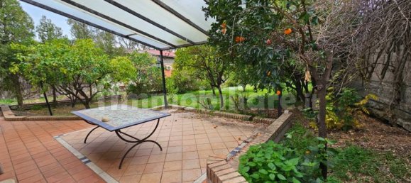 Вилла с 3 спальнями в Реджо Калабрия, Италия № 155907 40