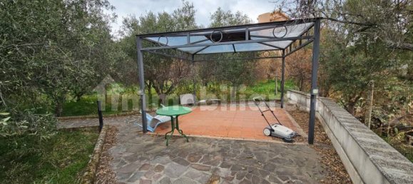 Вилла с 3 спальнями в Реджо Калабрия, Италия № 155907 62