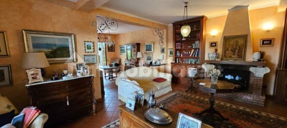 Вилла с 3 спальнями в Реджо Калабрия, Италия № 155907 5