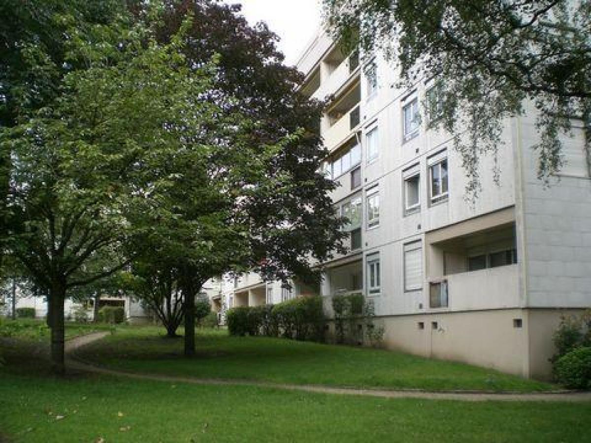 3 bedrooms Condo in Franconville, France No. 34623