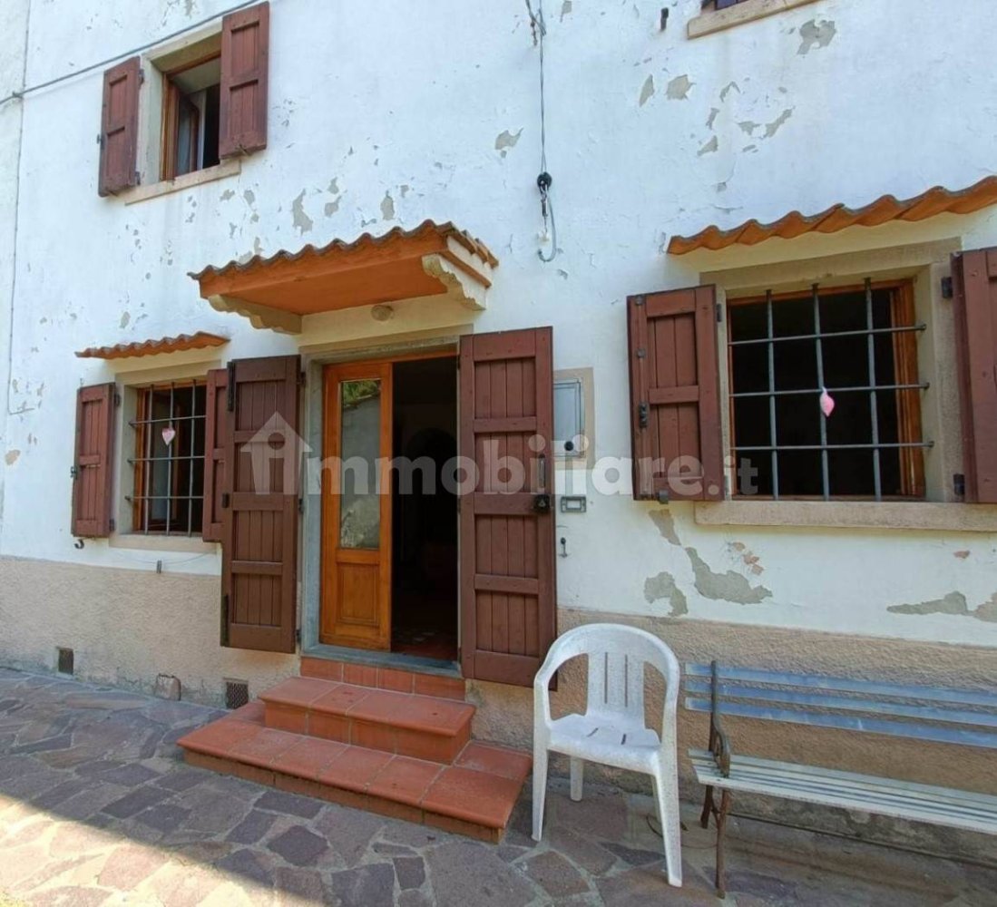 4 غرف نوم منزل في San Marcello Piteglio, Italy رقم 225575