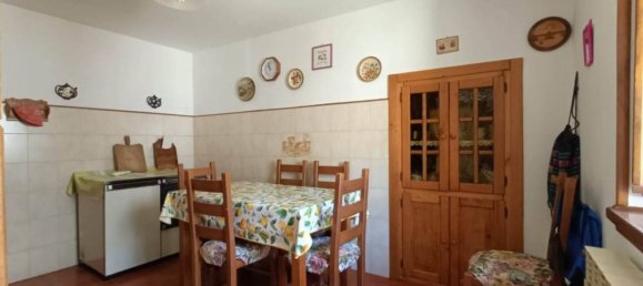 4 غرف نوم منزل في San Marcello Piteglio, Italy رقم 225575 2