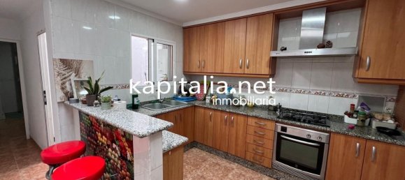 3 bedrooms House in Valencia, Spain No. 159701 15