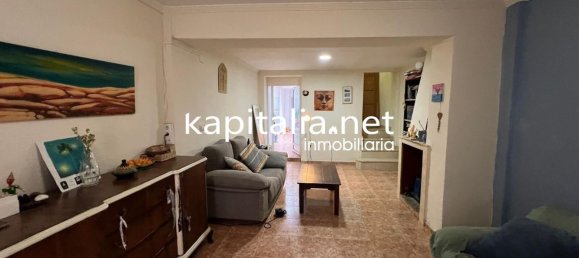 3 bedrooms House in Valencia, Spain No. 159701 2